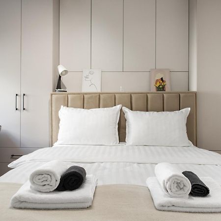 Clujstays Studio Close To City Center Bagian luar foto