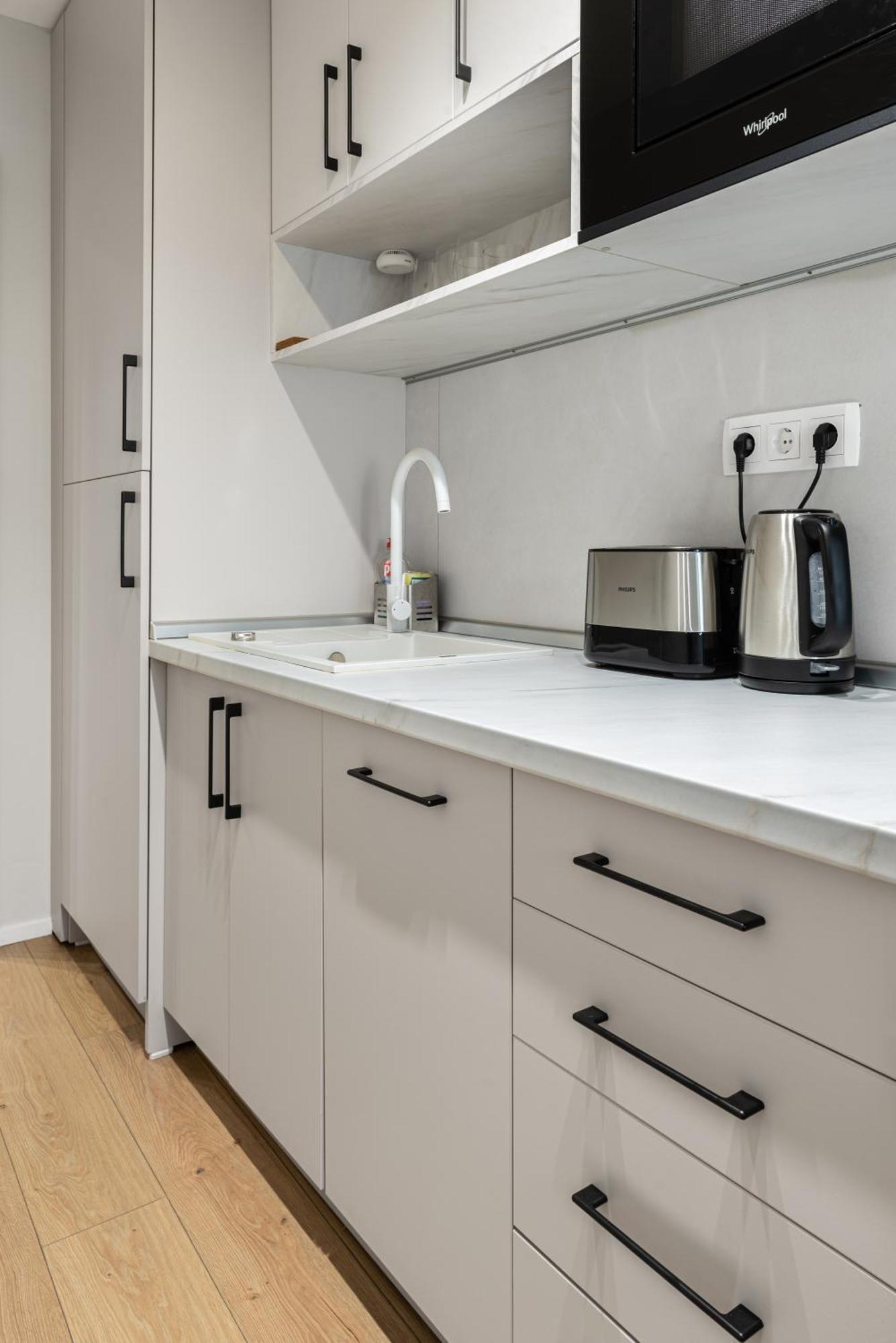 Clujstays Studio Close To City Center Bagian luar foto