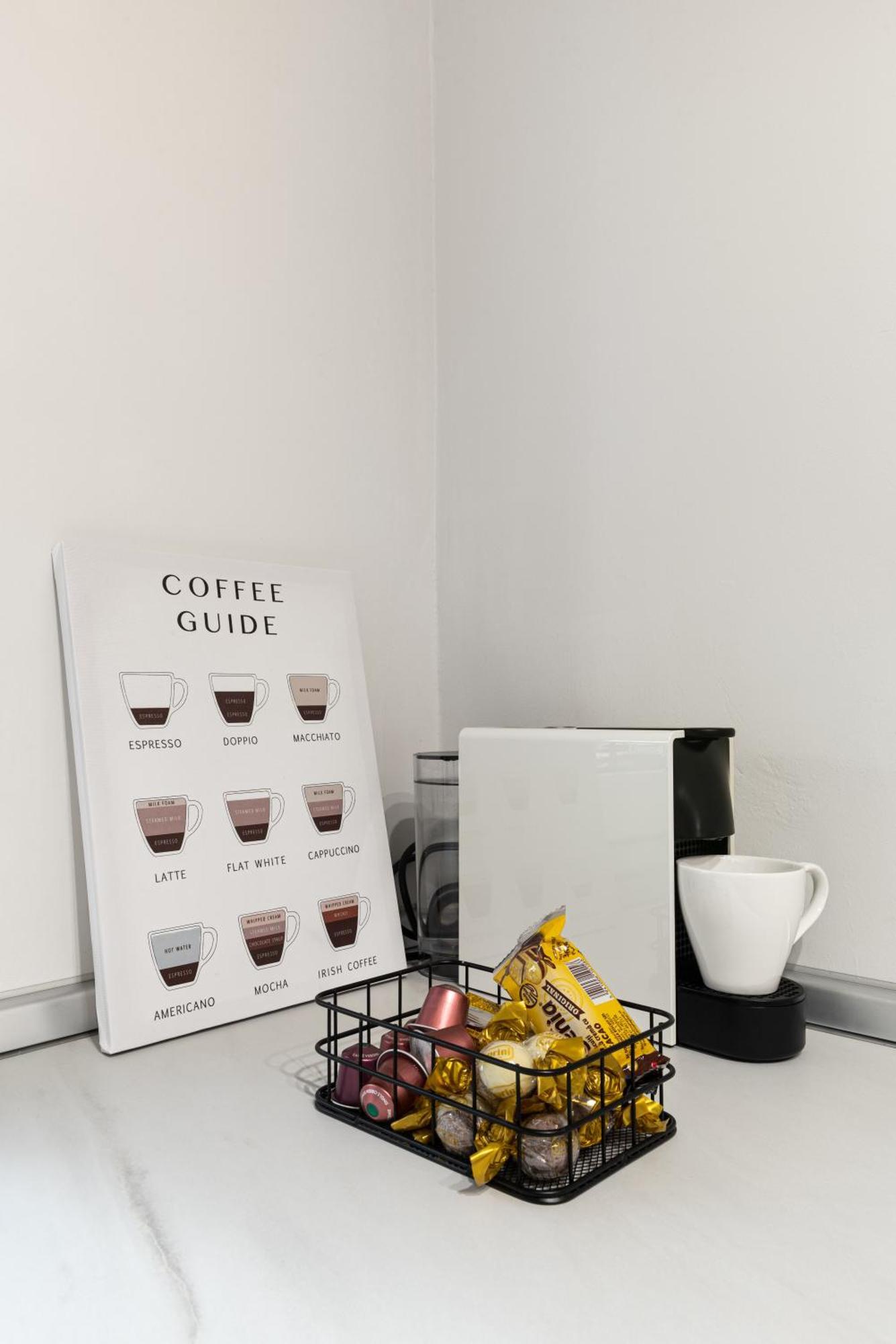 Clujstays Studio Close To City Center Bagian luar foto